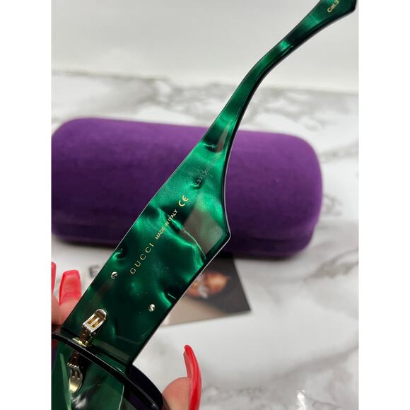 NEW Gucci GG0956S Black Green Oversized Sunglasses